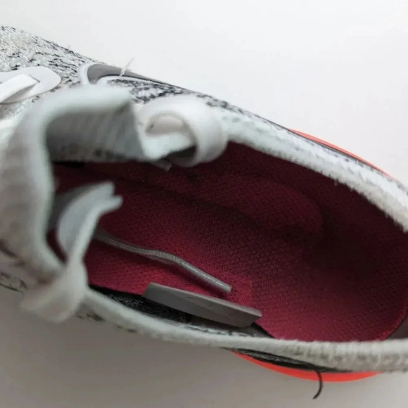 Nike Epic React Flyknit 2 - 8 - Picture 4 of 10